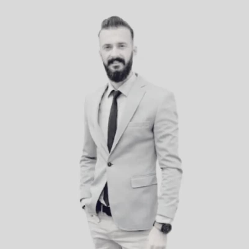 Erhan Varım